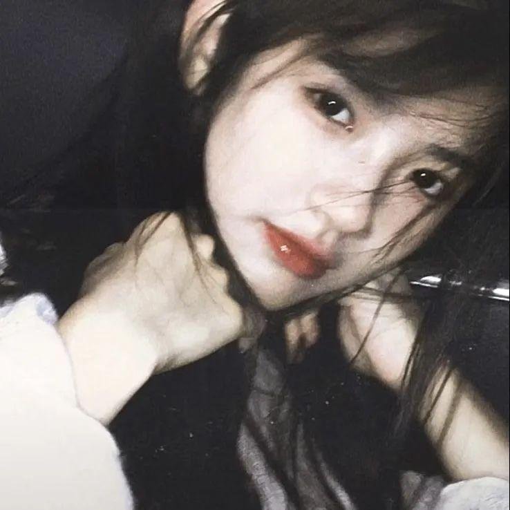 尤莉亚老师的红线